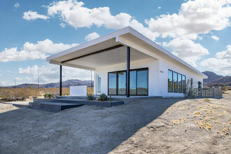 66050 Cottonwood Dr in Joshua Tree, CA - Foto de edificio - Building Photo