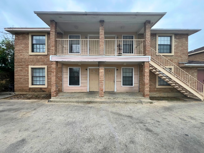 301 E Locust St