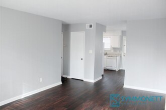 761 Main St in Gardendale, AL - Building Photo - Building Photo