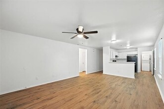 1713 Manor Garden Mnr in Greenville, TX - Building Photo - Building Photo