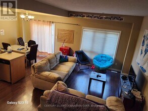 112 N Centre Rd in London, ON - Building Photo - Building Photo