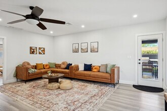 636 E 6th Pl, Unit SI ID1502668P in Mesa, AZ - Foto de edificio - Building Photo