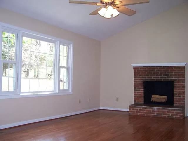 302 Little Cir in Blacksburg, VA - Building Photo - Building Photo