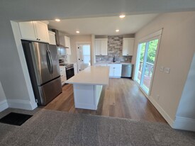 116 W Broadway St, Unit 1 in Stoughton, WI - Building Photo