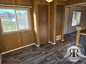 263 Taylor Rd in Selah, WA - Building Photo - Building Photo