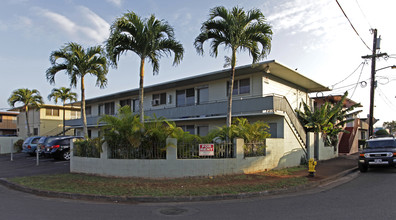 204 Ohai St in Wahiawa, HI - Foto de edificio - Building Photo