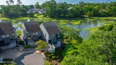 345 Bradley Dr in Wilmington, NC - Building Photo - Building Photo