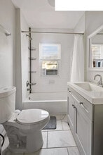 2124 13th St SE in Washington, DC - Building Photo - Building Photo