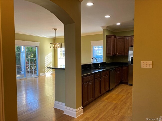 property at 16 Nicole Ct