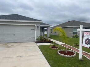 35478 Bellington Blvd in Zephyrhills, FL - Building Photo - Building Photo