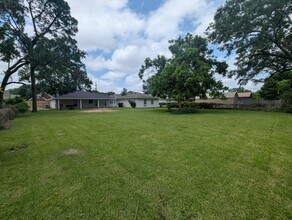 2719 Canal Ave in Nederland, TX - Building Photo - Building Photo