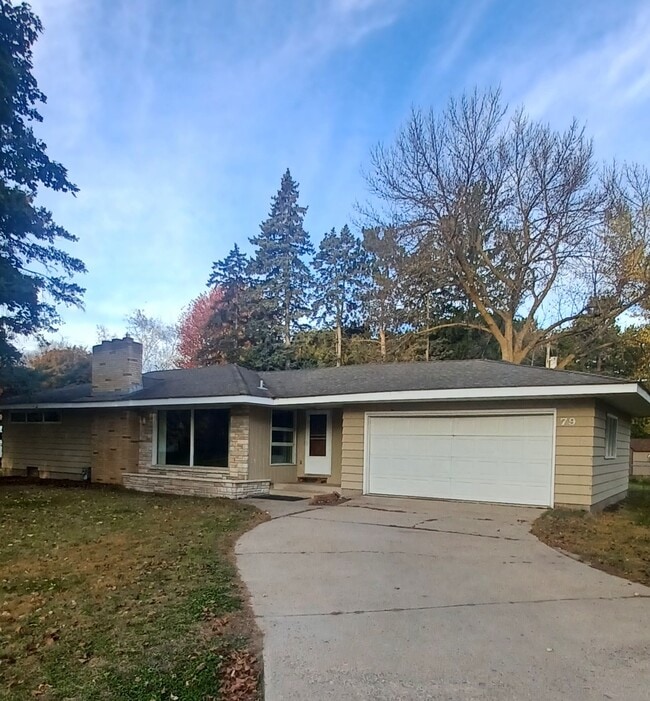 79 Woodhill Rd in St. Cloud, MN - Building Photo - Building Photo