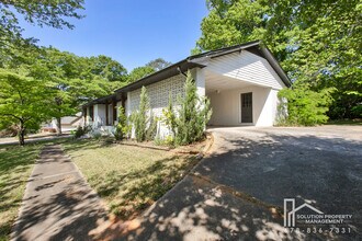 1870 Gherry Dr in Austell, GA - Building Photo - Building Photo