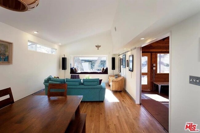 property at 3206 French Pl