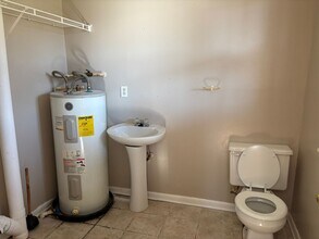 208 Colwell Ln in Manchester, TN - Building Photo - Building Photo