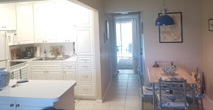 850 Horizon W in Boynton Beach, FL - Building Photo - Building Photo