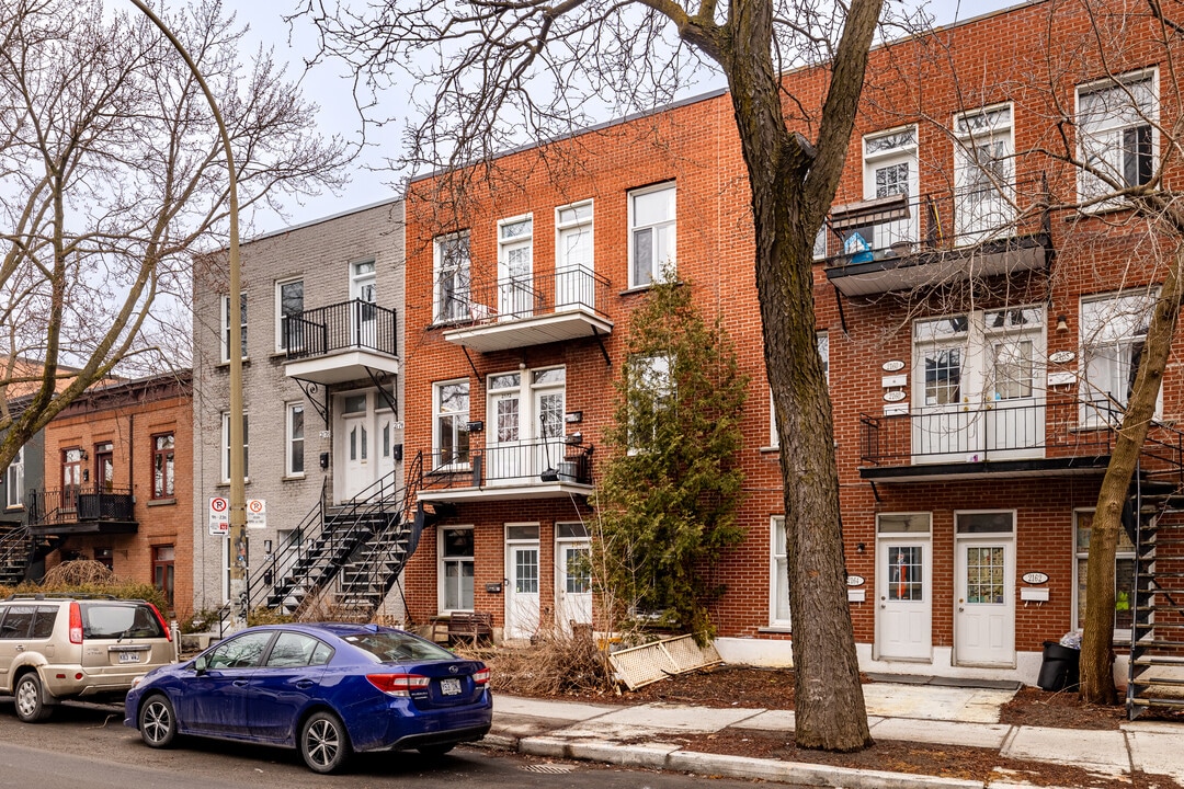 2166-2172 Marie-Anne St E in Montréal, QC - Building Photo