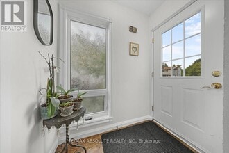 16 Melanie Crescent in Ottawa, ON - Building Photo - Building Photo