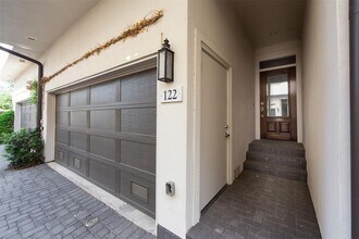 4031 Bellefontaine in Houston, TX - Building Photo - Building Photo
