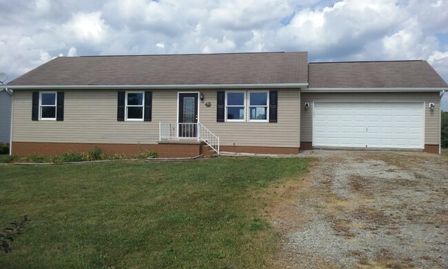 302 Sheldon Ave in Fairchance, PA - Building Photo - Building Photo