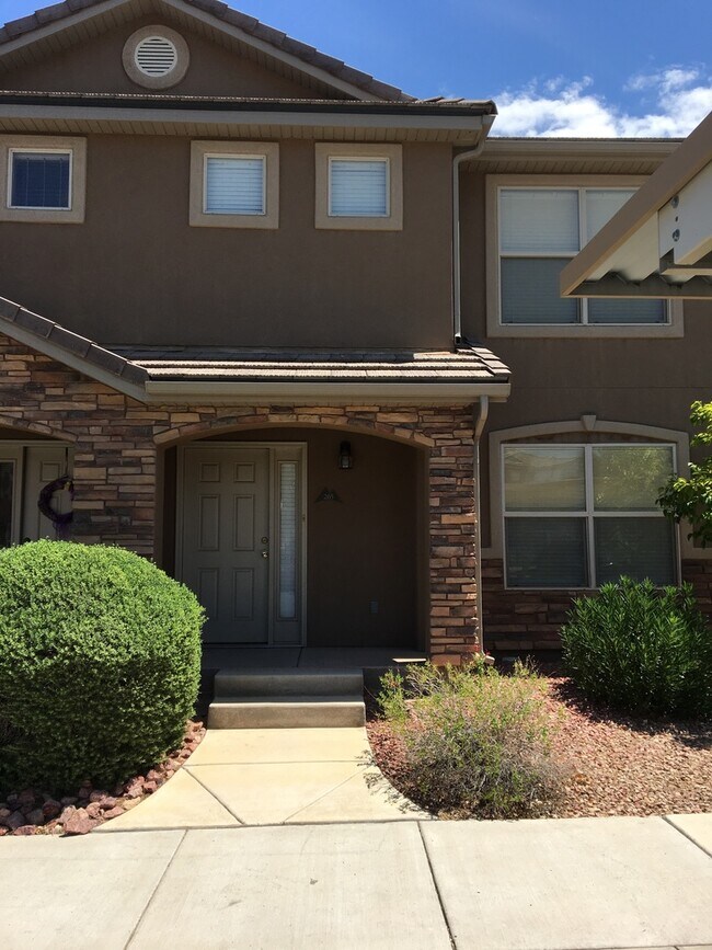 property at 3155 S Hidden Valley Dr