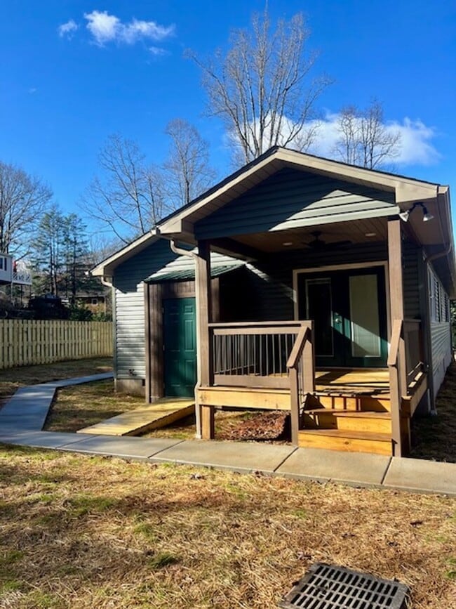 property at 210 N Park Ln
