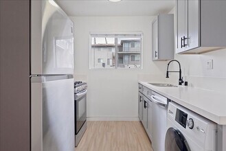 376 N Ave 57 in Los Angeles, CA - Building Photo - Building Photo