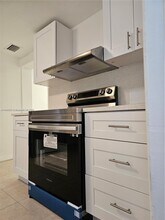 224 NW 13th Ct in Dania Beach, FL - Building Photo - Building Photo