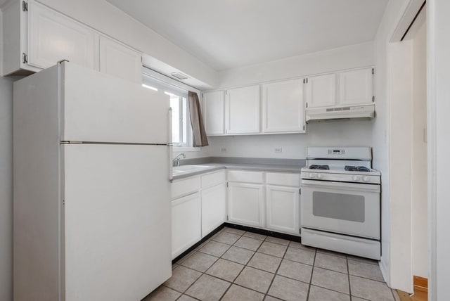 property at 6809 N Northwest Hwy