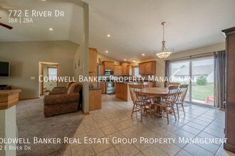 772 E River Dr in De Pere, WI - Building Photo - Building Photo