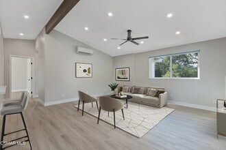 313 Raymond St in Ojai, CA - Building Photo - Building Photo