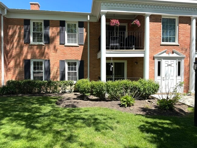 property at 550 Shorely Dr