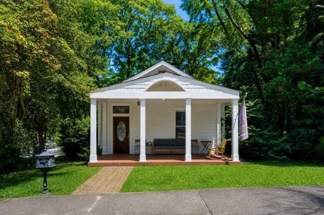 property at 515 Calhoun St NW
