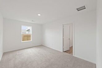 925 Sutherland Fls St in Conroe, TX - Building Photo - Building Photo