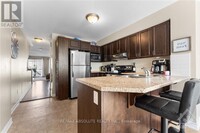 573 Chapman Mills Dr in Ottawa, ON - Building Photo - Building Photo