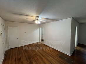 801 Bowen Cir in Memphis, TN - Building Photo - Building Photo