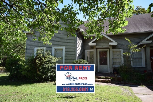 property at 212 E Arizona Ave