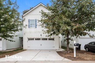 22 E Newnan Rd in Newnan, GA - Building Photo