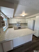 462 Steffanie Wy in Sparks, NV - Foto de edificio - Building Photo