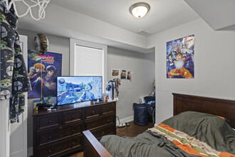 3026 N Allen Ave, Unit 1 in Chicago, IL - Building Photo - Building Photo