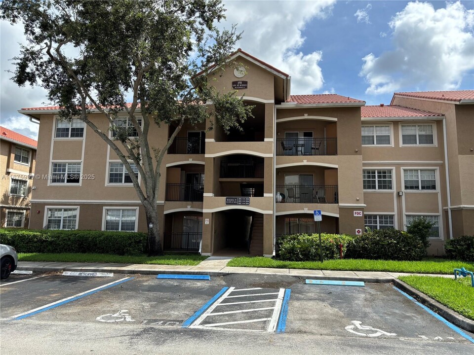 151 SW 117th Ave, Unit 9103 in Pembroke Pines, FL - Building Photo