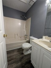 5584 Estates Ct in Norcross, GA - Building Photo - Building Photo