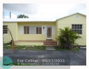 1655 Hayes St in Hollywood, FL - Building Photo - Building Photo