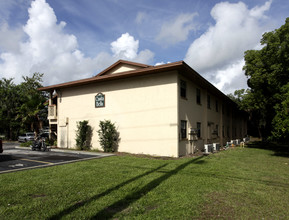 500 Rockpit Road in Titusville, FL - Foto de edificio - Building Photo