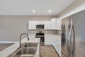 309 S Stingray Ln in Sneads Ferry, NC - Building Photo - Building Photo
