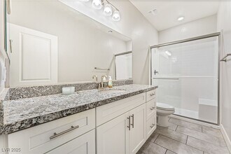 457 Spring Dove Ave in Henderson, NV - Building Photo - Building Photo