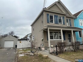 264 Vernon Ave in Clifton, NJ - Building Photo