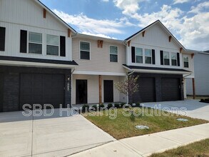 9051 E 85th Pl in Raytown, MO - Building Photo - Building Photo