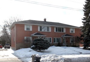 2044 Prospect St in Burlington, ON - Building Photo