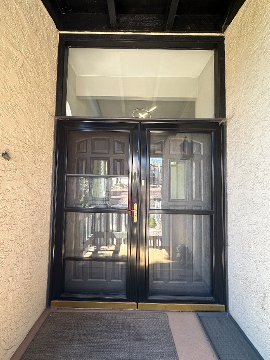 1098 Fontmore Rd in Colorado Springs, CO - Foto de edificio